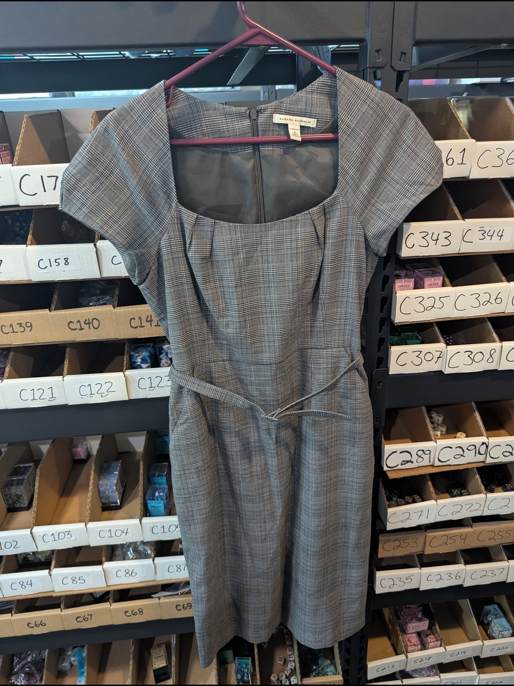Banana Republic Gray Plaid Cap-Sleeve Sheath Dress | 6